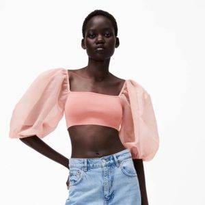 Zara light pink puff sleeve top, so cute on!